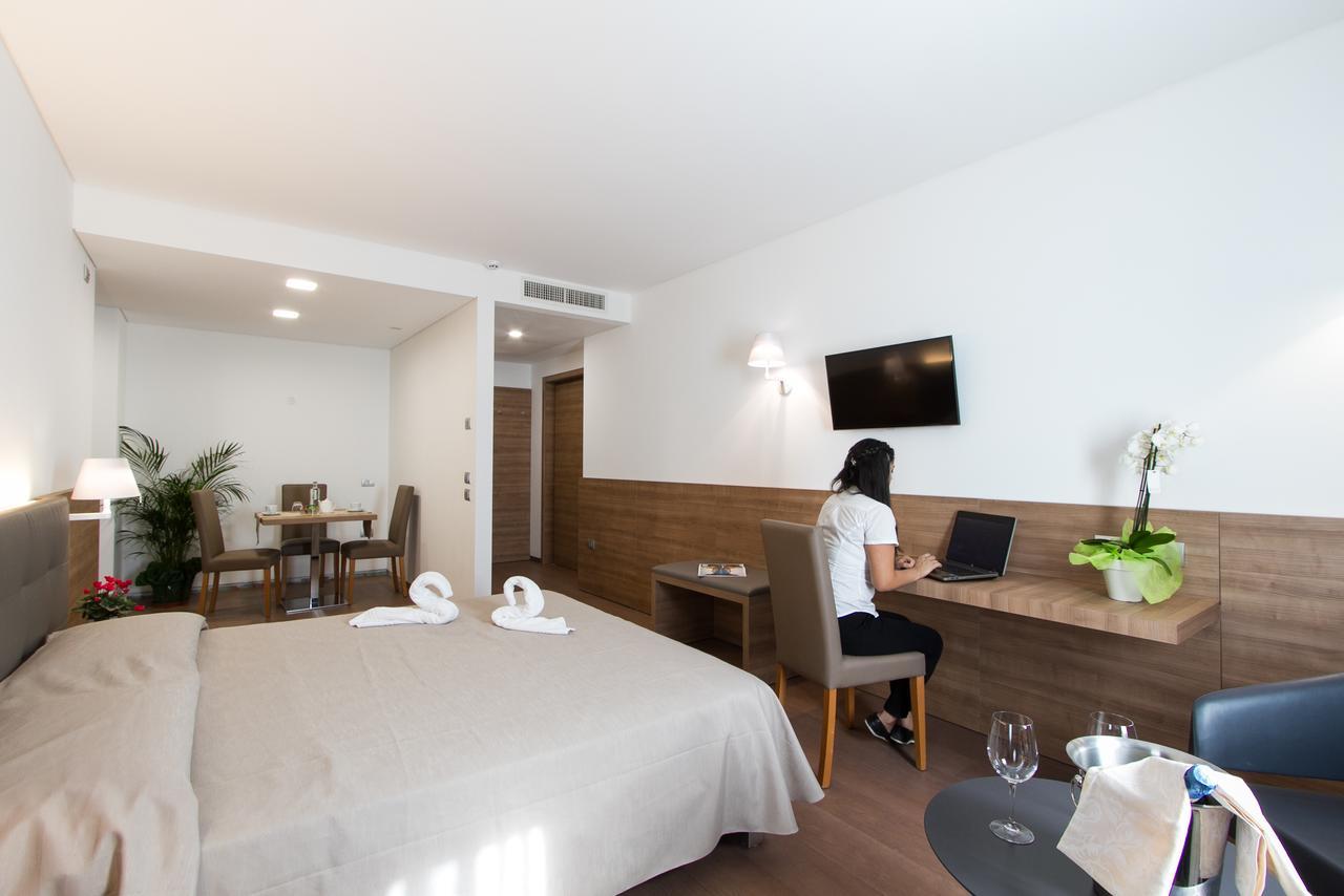 Tarcento Albergo Al Tarcentino מראה חיצוני תמונה